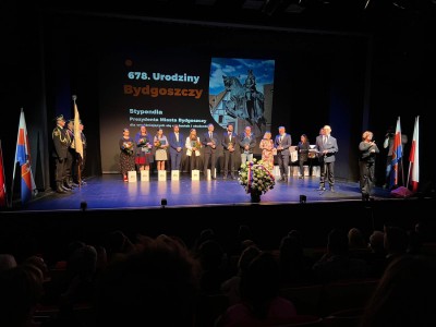 Stypendium Prezydenta Miasta dla wybitnego młodego naukowca z Katedry Mikrobiologii. Kliknij, aby powiększyć zdjęcie.